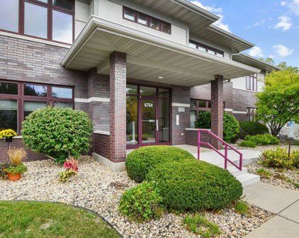 6754 Raymond Road Unit 213, Madison