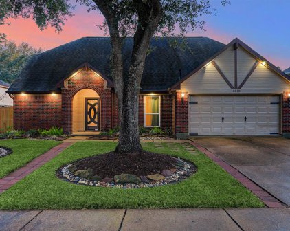 4618 Linden Place, Pearland