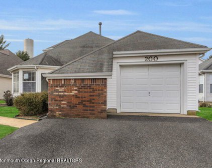 200 Loganberry Lane, Freehold