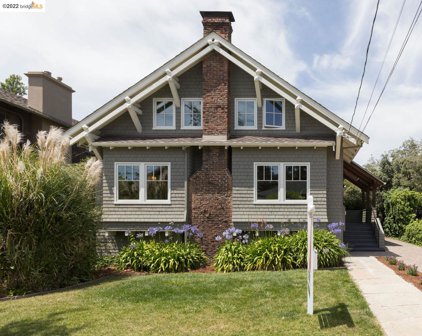 2723 Webster St, Berkeley