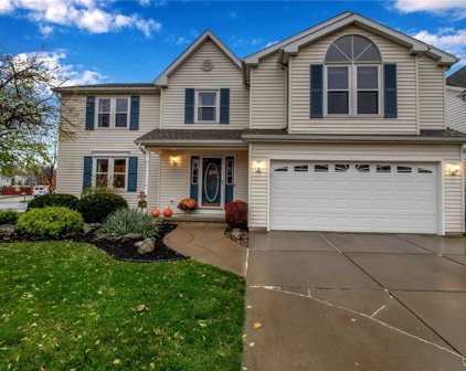 88 Hubbardston Place, Amherst