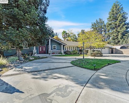 215 Primula Ct, Ripon