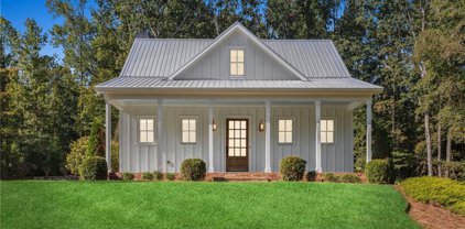 133 Wyatt Road, Canton