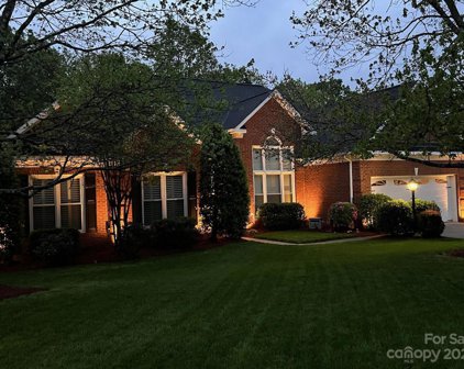 8040 Stevens Mill  Road, Matthews