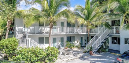 61 Edgewater Dr, Coral Gables