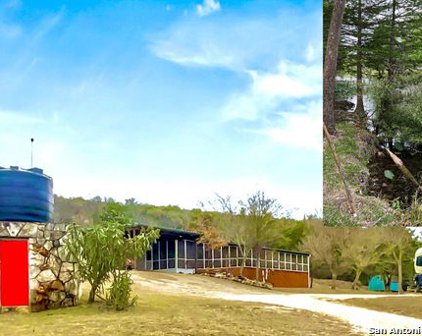162 Molina Dr, Kerrville