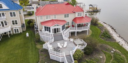 2823 Bay Dr, Sparrows Point