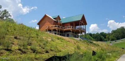 1112 Crestview Drive, Pigeon Forge