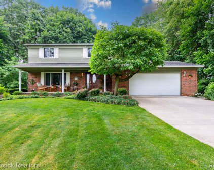 3777 COVERT, Waterford Twp