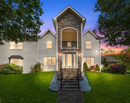 77 Valley View Rd, Watchung Boro