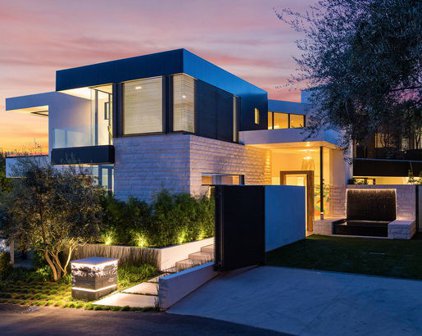 9133  Oriole Way, Los Angeles