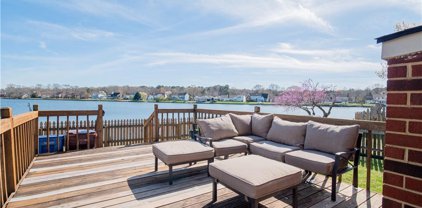 1815 Volvo Pkwy, South Chesapeake