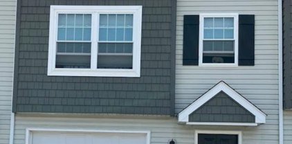 115 Kentwell Dr, York