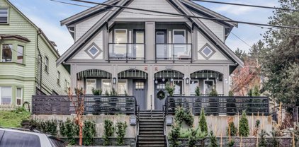 229 Eleventh Street Unit 2, New Westminster