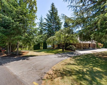 11204 46th Street E, Edgewood