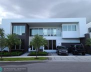 7454 NW 103rd Ct, Doral image
