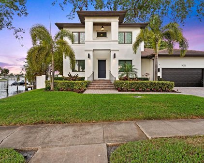 1425 Eden Isle Boulevard Ne, St Petersburg