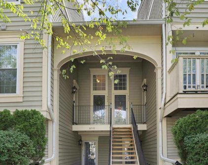 8218 Winstead Pl Unit #202, Manassas
