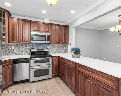 142 Lexington Court, Red Bank