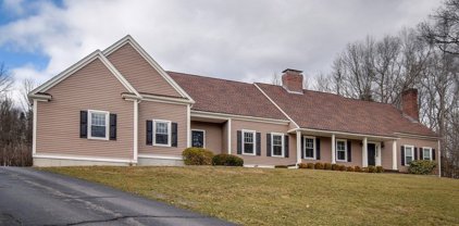 7 Cordial Way, Natick