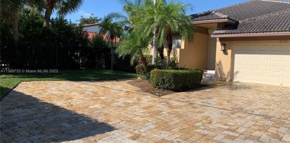 513 S Riverside Dr, Pompano Beach