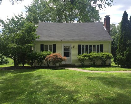 39 Boston Road, Southborough