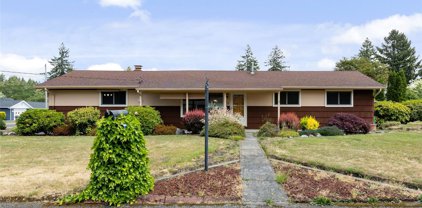 10119 Forest Court SW, Lakewood