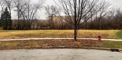 8319 Kelly Drive, Woodridge