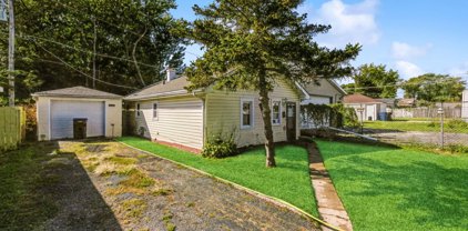 1026 Pine Street, Waukegan