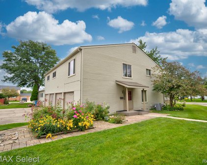 12260 WOODSIDE, Grand Blanc