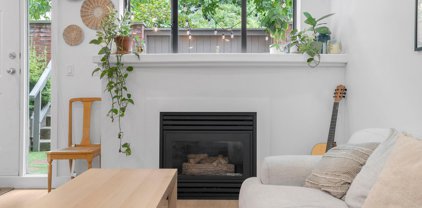 345 Lonsdale Avenue Unit 105, North Vancouver