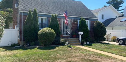 620 Washington Avenue, West Hempstead