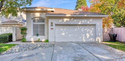 239 Doulton Court, Roseville
