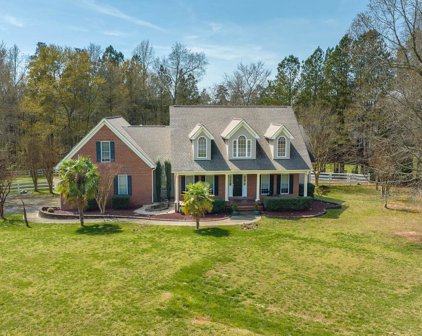1104 Alysheba  Court, York