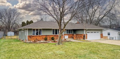 27 Boat Lane, Oswego