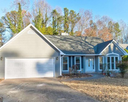 1539 Longwood Dr, Lawrenceville