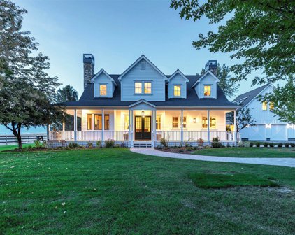 490 Hampton Trail, Hamilton