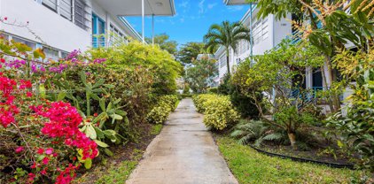 4720 Pine Tree Dr Unit #5, Miami Beach