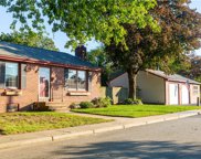 32 Upland Avenue, East Greenwich image