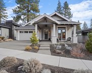 1922 Nw Shevlin Crest  Drive, Bend image
