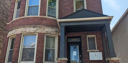 2317 W Roscoe Street, Chicago