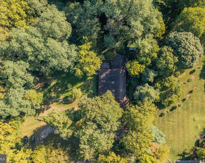 1715 N Valley Rd, Malvern