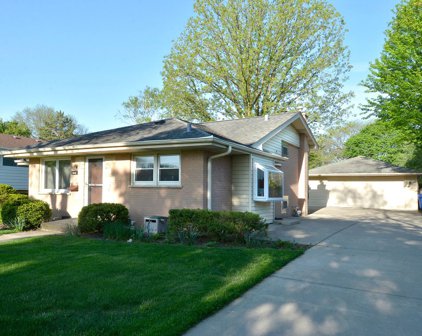 116 N Waterman Avenue, Arlington Heights