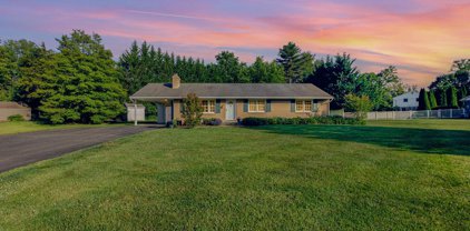 506 Summit Dr, Fallston