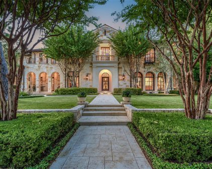 3244 Chevy Chase Drive, Houston
