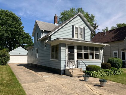 920 S Fourth Street, Aurora