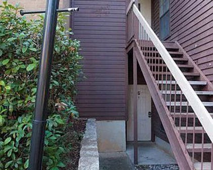 8611 Datapoint Dr Unit 37, San Antonio