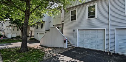 8655 W 109TH Street, Overland Park