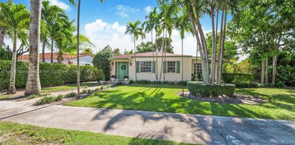 5984 Sw 42nd St, Miami