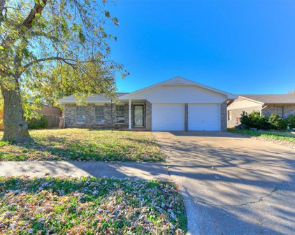 717 S Highland Drive, Mustang